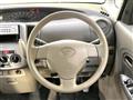 2011 Daihatsu Tanto