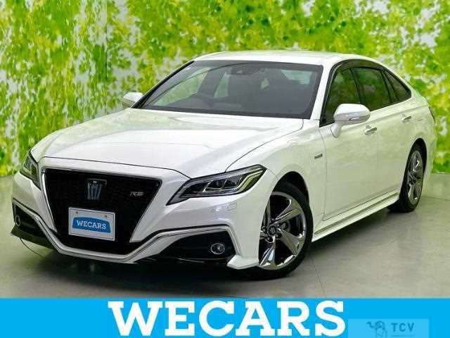 2019 Toyota Crown Hybrid