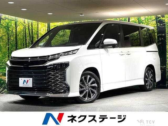 2022 Toyota Voxy