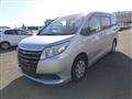 2016 Toyota Noah