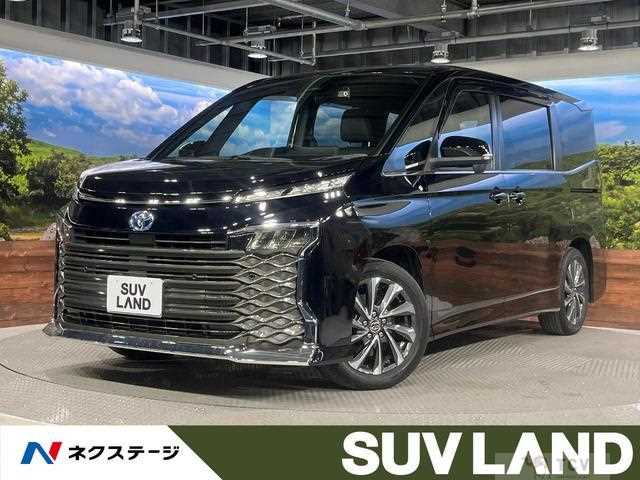 2022 Toyota Voxy