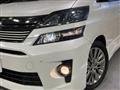 2013 Toyota Vellfire