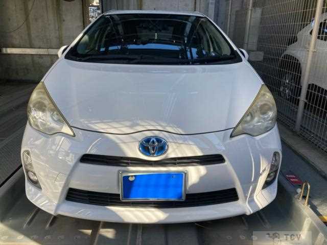 2012 Toyota AQUA