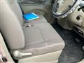 2011 Daihatsu Tanto