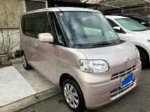 2011 Daihatsu Tanto