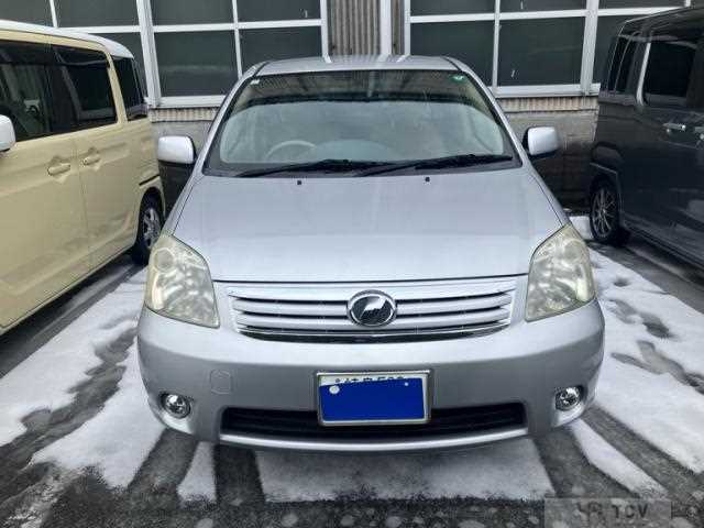 2009 Toyota Raum
