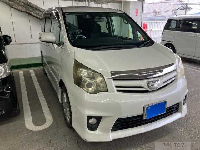 2011 Toyota Noah