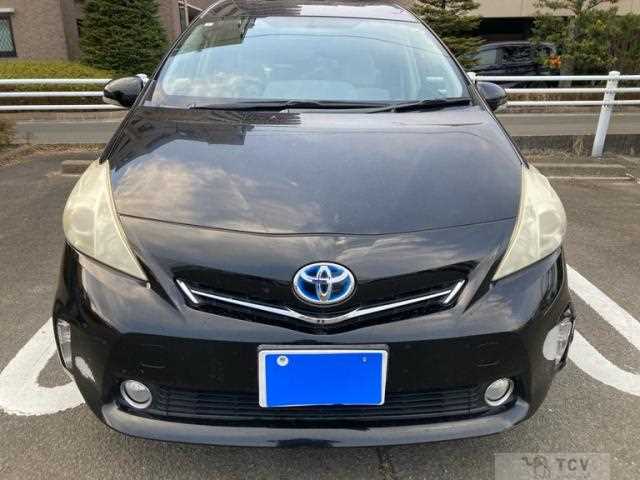 2013 Toyota PRIUS α