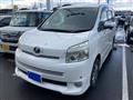 2009 Toyota Voxy
