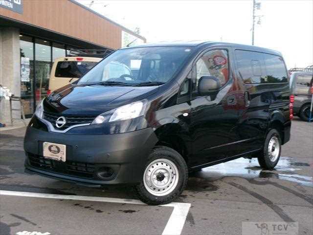 2025 Nissan NV200 VANETTE