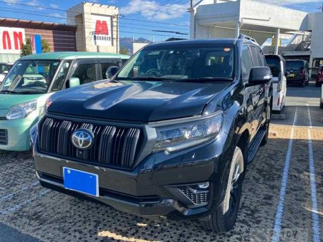 2023 Toyota Land Cruiser Prado