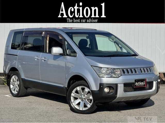 2009 Mitsubishi Delica D5