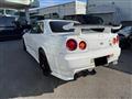 2000 Nissan Skyline