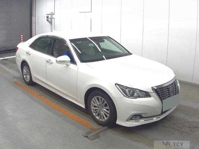 2017 Toyota Crown