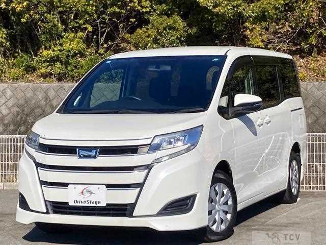 2017 Toyota Noah