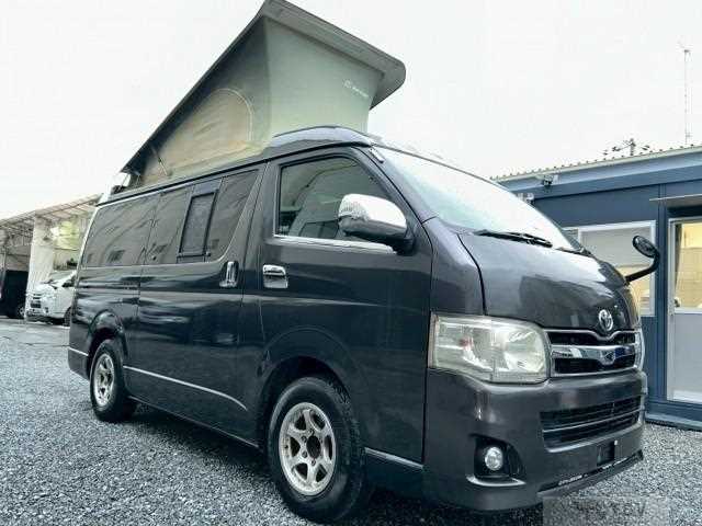 2009 Toyota Hiace Van