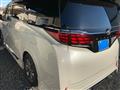 2024 Toyota Alphard Hybrid