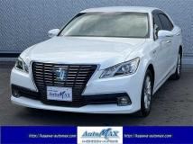 2014 Toyota Crown