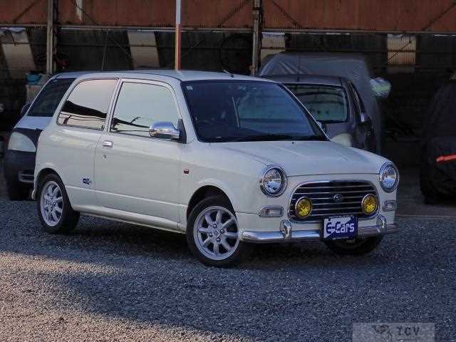 2001 Daihatsu Miragino