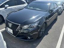 2014 Toyota Crown Hybrid