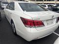 2017 Toyota Crown