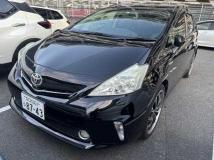 2013 Toyota PRIUS α