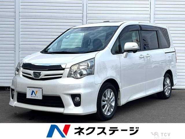 2013 Toyota Noah