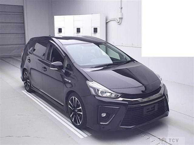 2017 Toyota PRIUS α