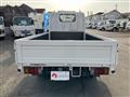 2005 Isuzu Elf Truck