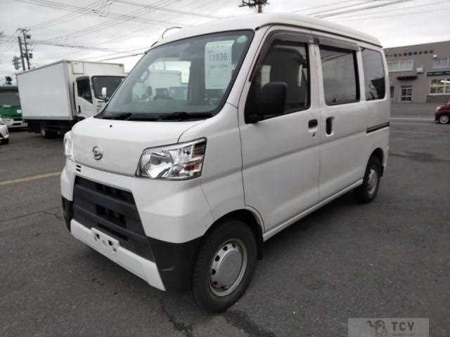 2018 Daihatsu Hijet Cargo