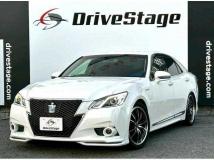 2013 Toyota Crown Hybrid