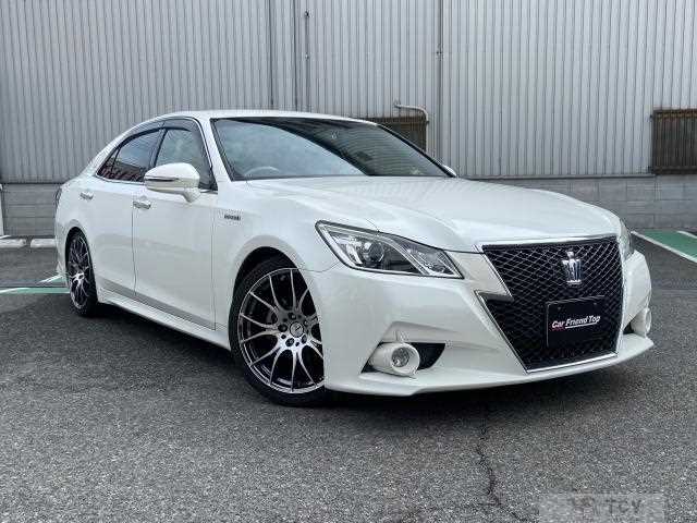 2013 Toyota Crown
