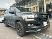 2018 Toyota Land Cruiser