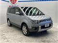 2015 Mitsubishi Delica D5