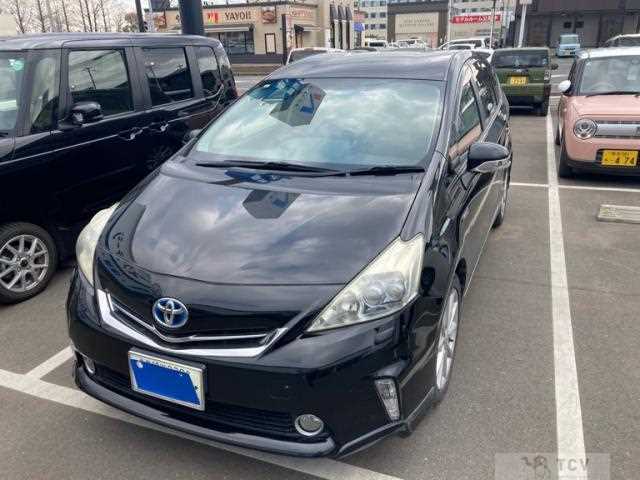 2013 Toyota PRIUS α