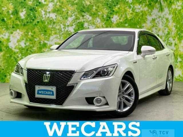 2015 Toyota Crown Hybrid