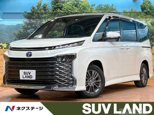 2023 Toyota Voxy