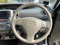 2011 Daihatsu Tanto