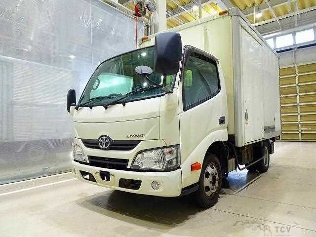 2020 Toyota Dyna Truck