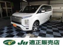 2019 Mitsubishi Delica D5