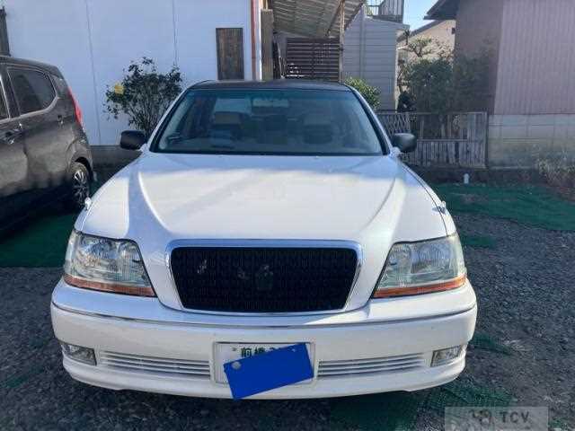 2000 Toyota Crown Majesta