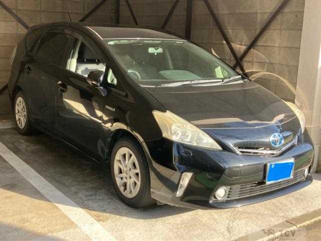 2012 Toyota PRIUS α