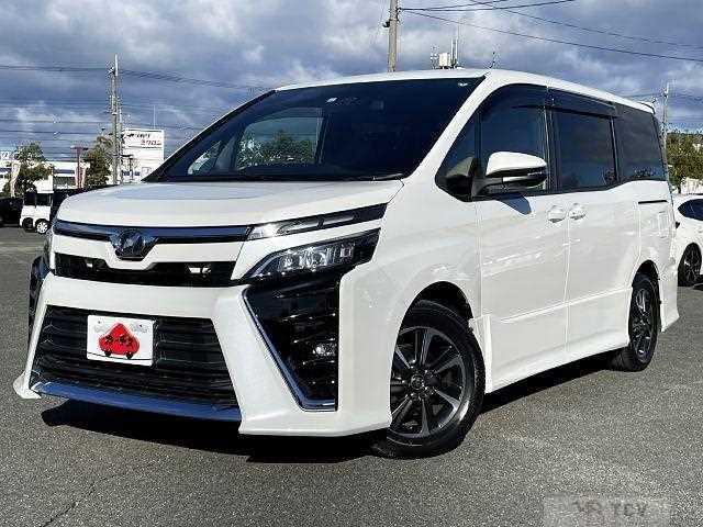 2017 Toyota Voxy