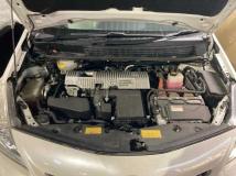 2013 Toyota PRIUS α