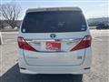 2014 Toyota Alphard Hybrid