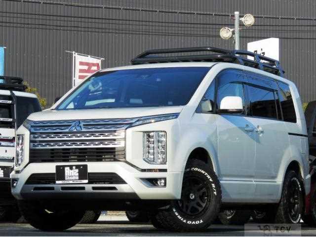 2019 Mitsubishi Delica D5
