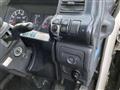 2005 Isuzu Elf Truck