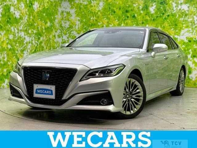 2018 Toyota Crown Hybrid