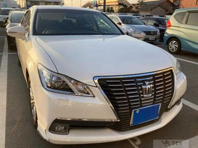 2013 Toyota Crown