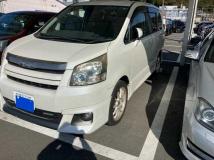 2007 Toyota Noah